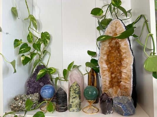 Learn about Crystals and Meditation Practice.